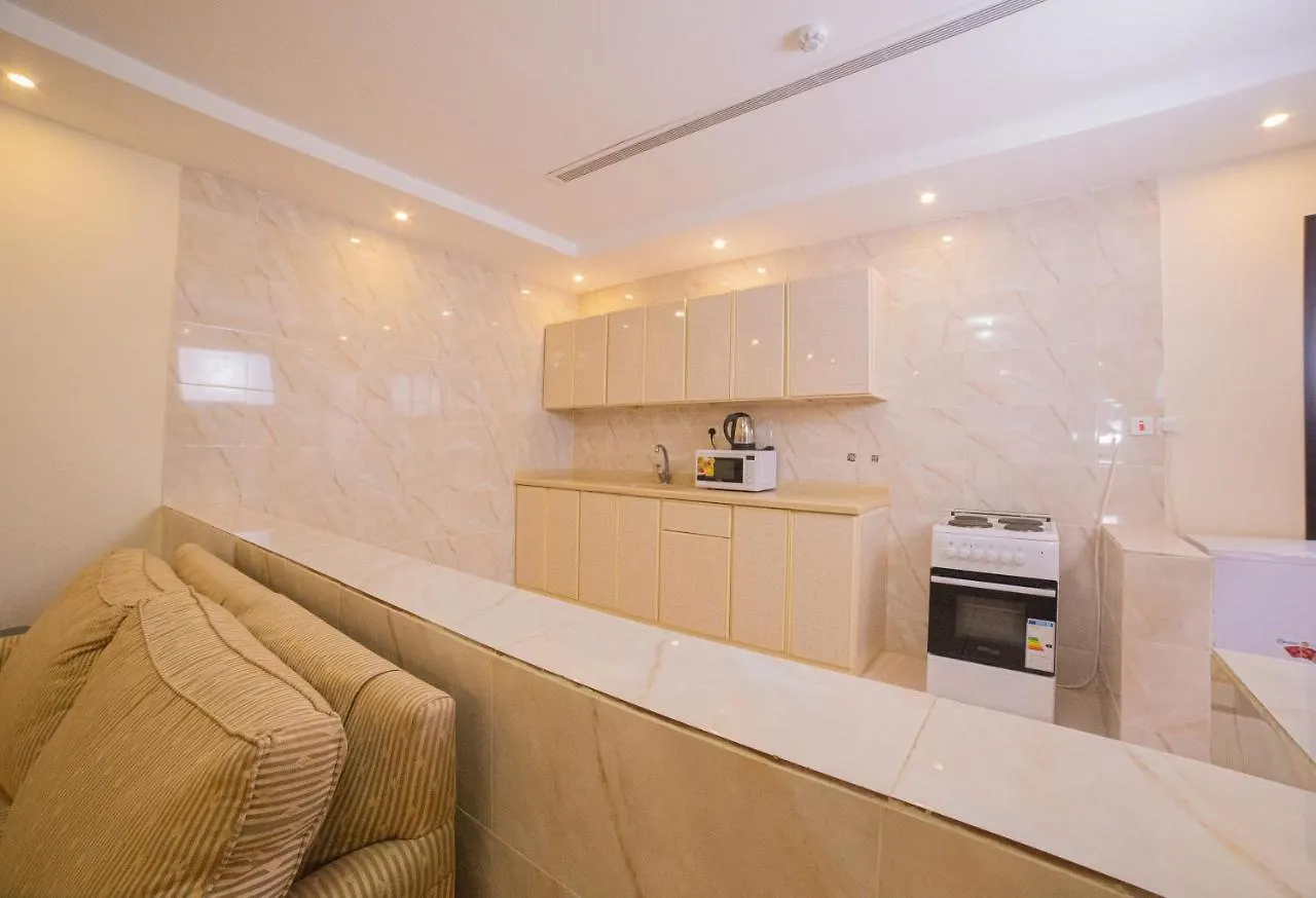 Hotel apartamentowy الجوهرة الاولى للشقق المخدومة Dżedda