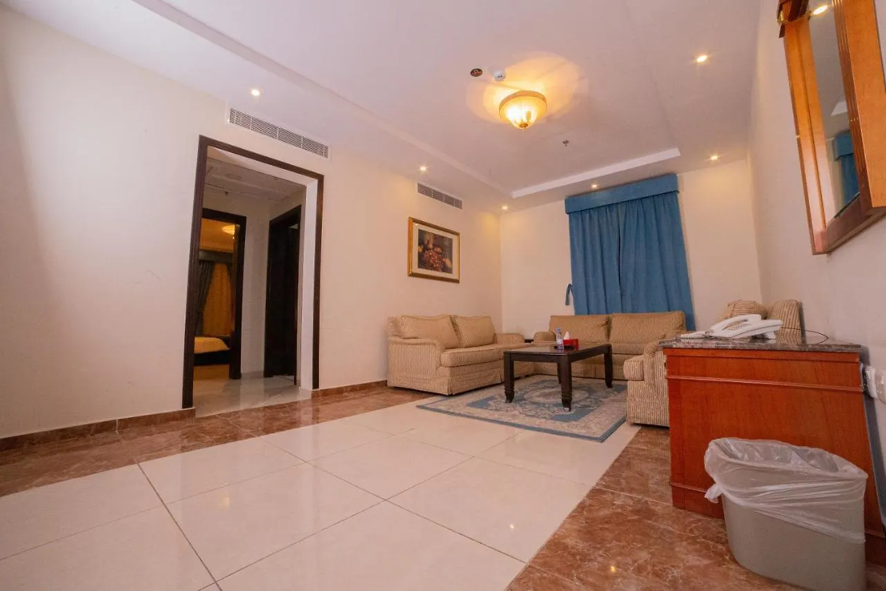 Hotel apartamentowy الجوهرة الاولى للشقق المخدومة Dżedda