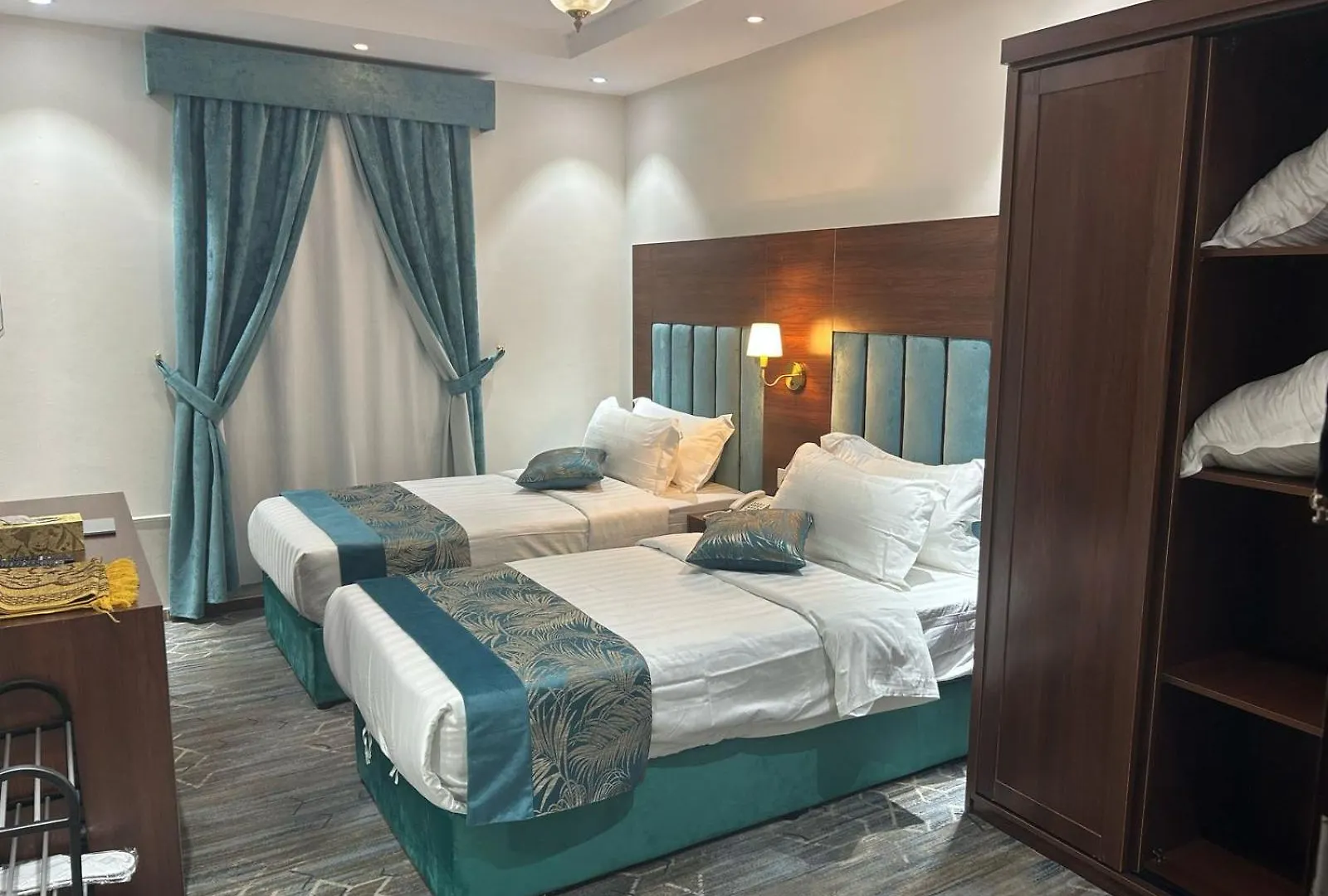 الجوهرة الاولى للشقق المخدومة Dżedda Hotel apartamentowy