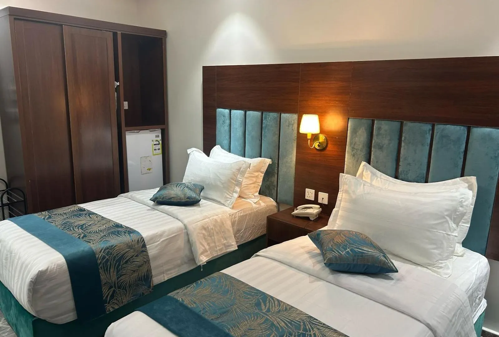 الجوهرة الاولى للشقق المخدومة Dżedda Hotel apartamentowy